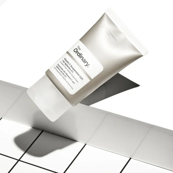 The Ordinary Suspension de Vitamine C 23% + Sphères de HA 2%